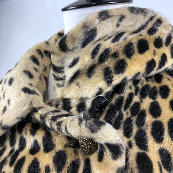 SOLD VTG Faux Fur Cheetah Print Long Coat - Picture 11 of 16